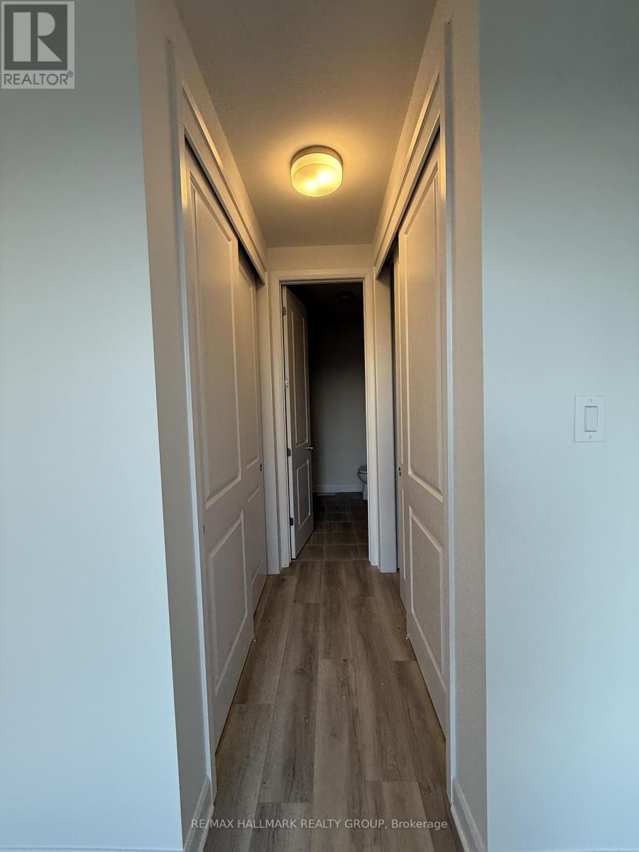 526 Reflection Street