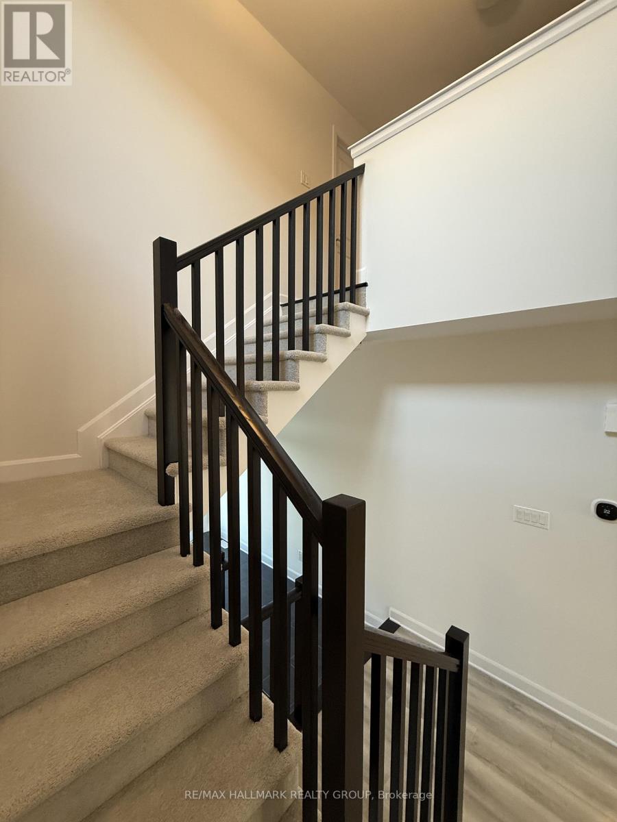 526 Reflection Street