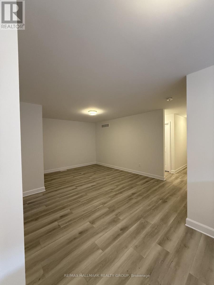 526 Reflection Street