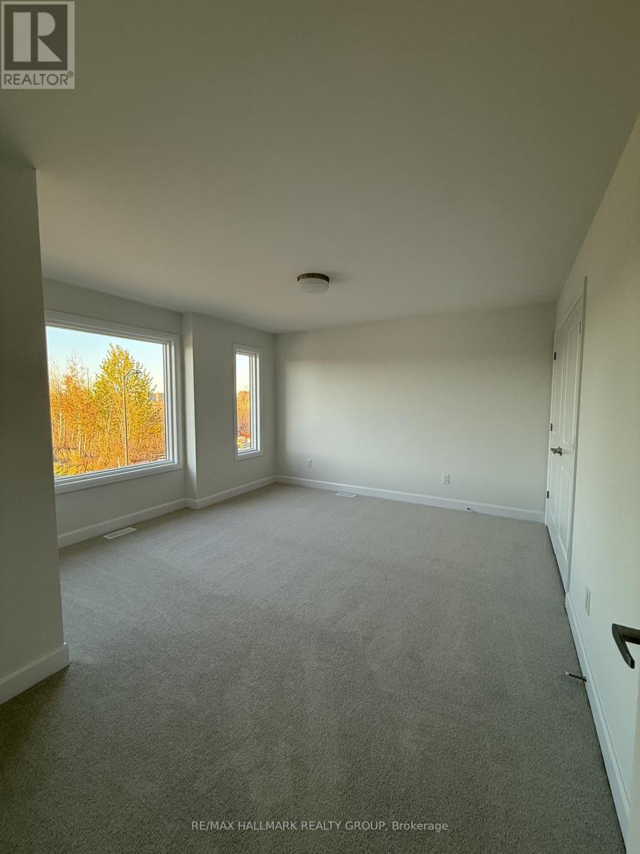 526 Reflection Street