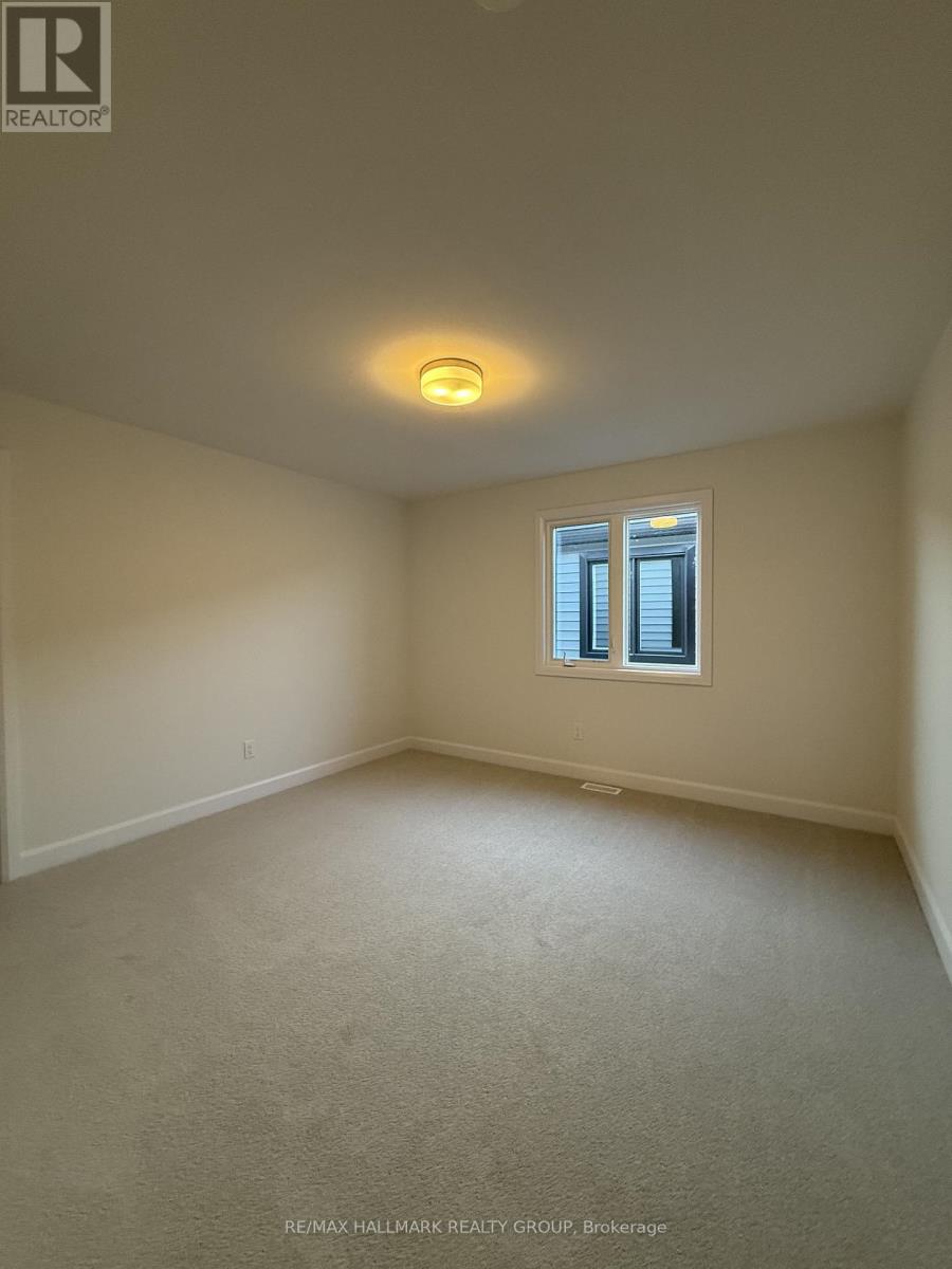 526 Reflection Street