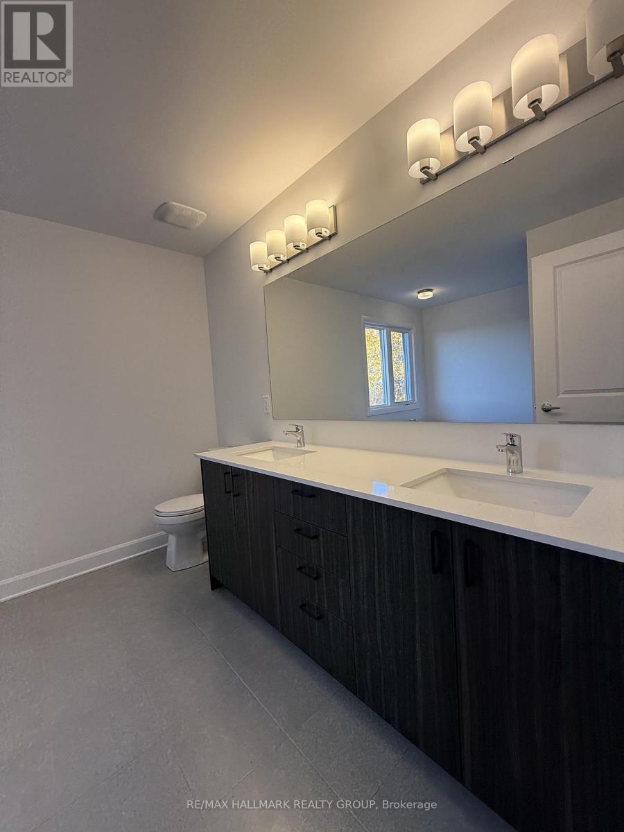 526 Reflection Street