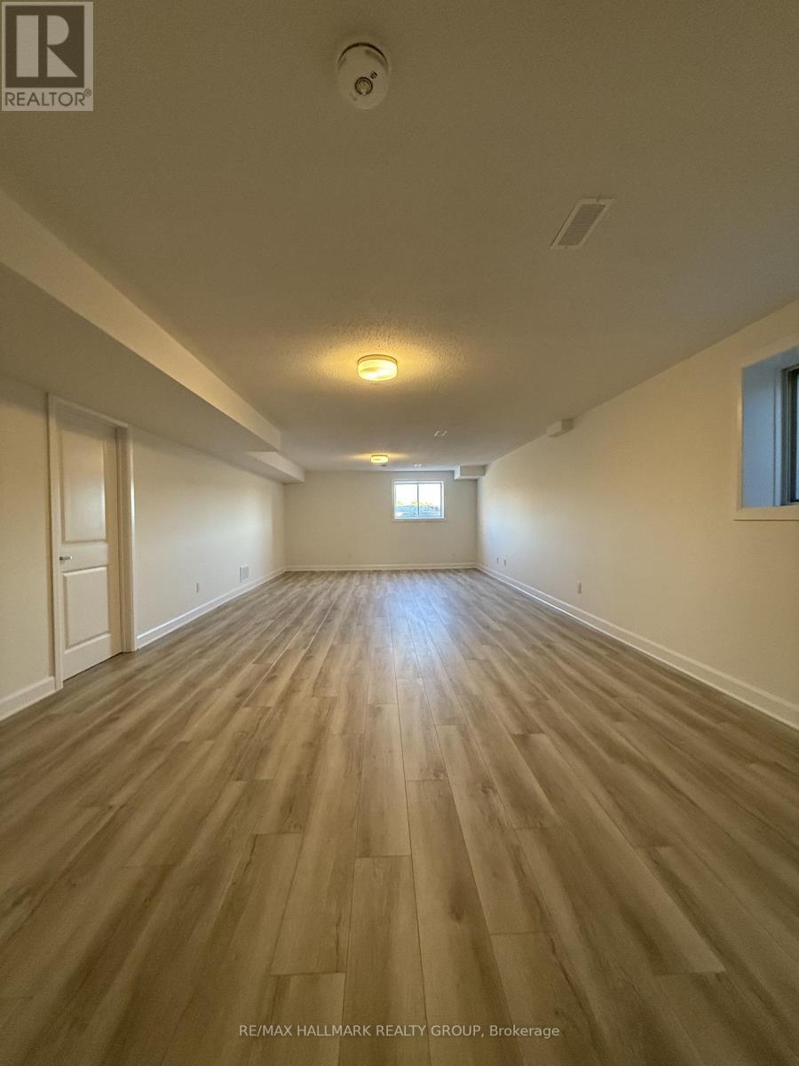 526 Reflection Street