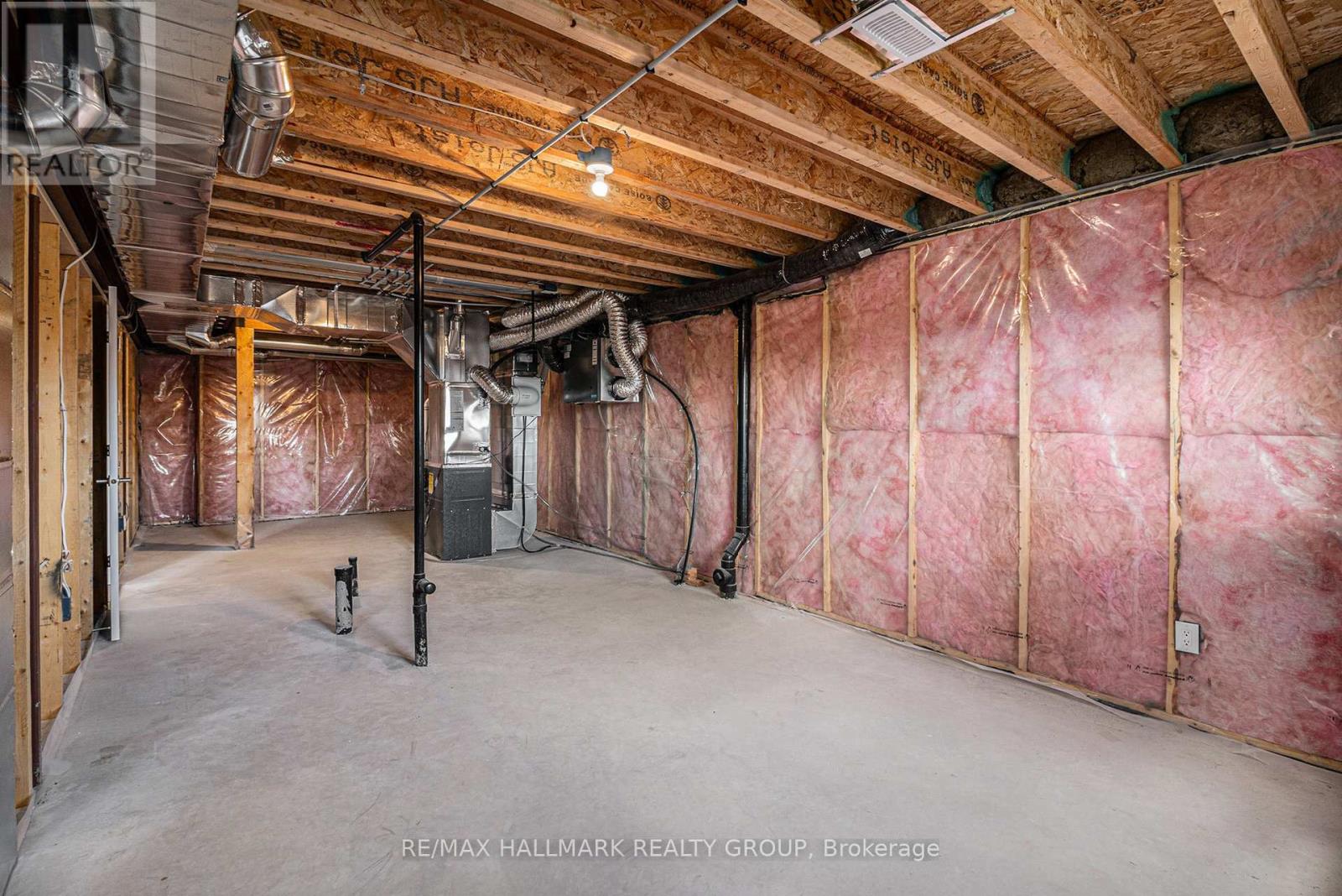 526 Reflection Street