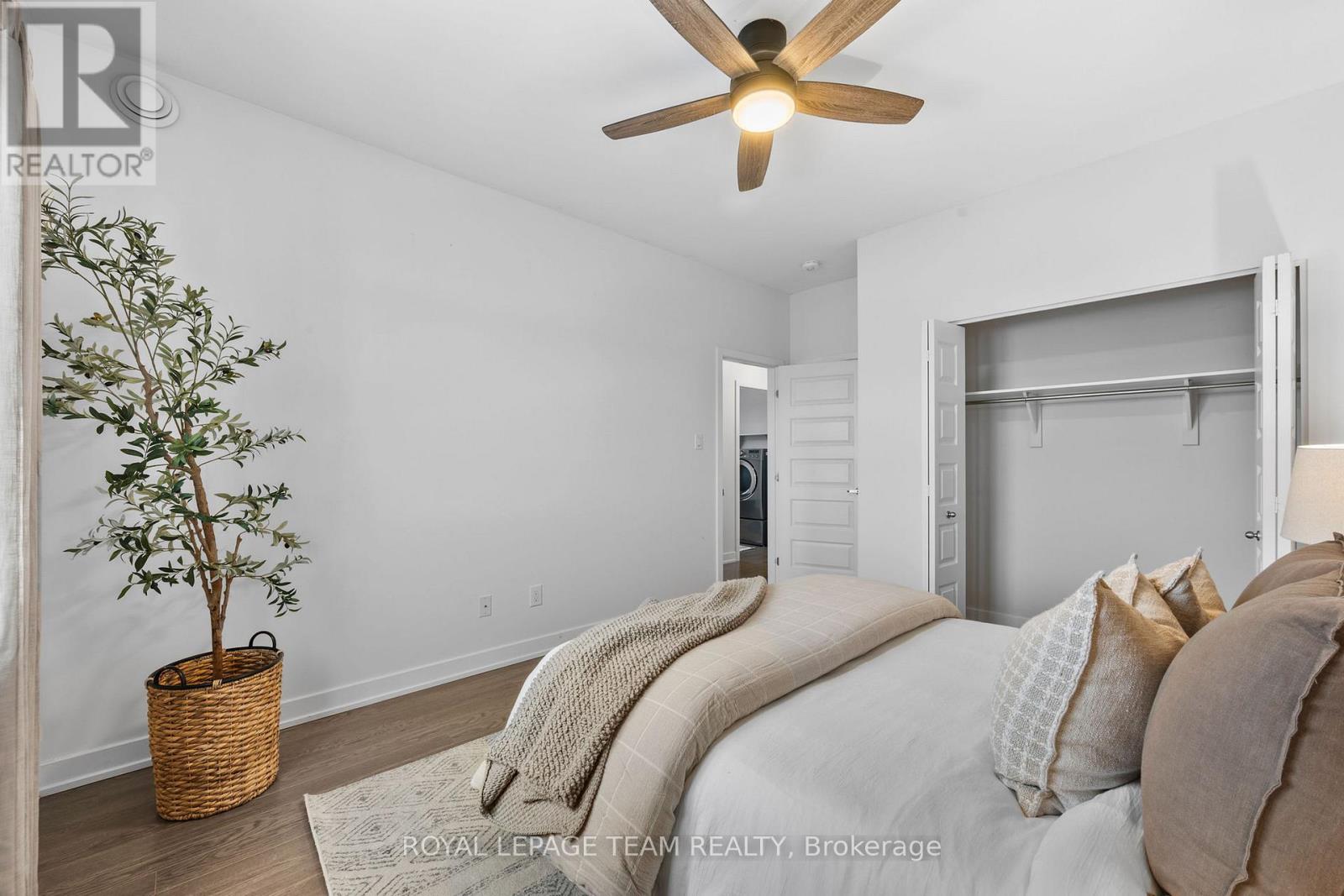 6 - 251 Capri Avenue