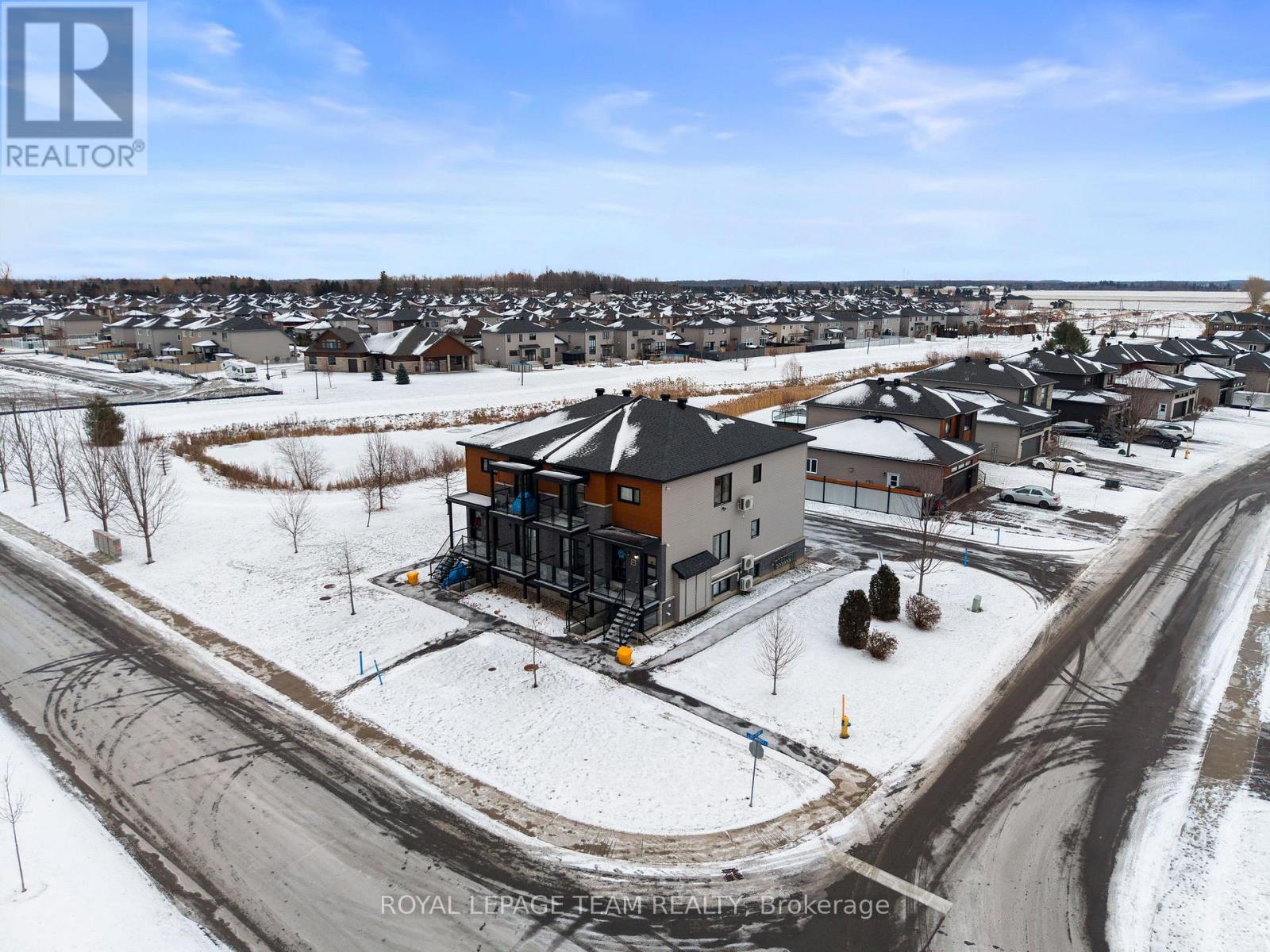 6 - 251 Capri Avenue