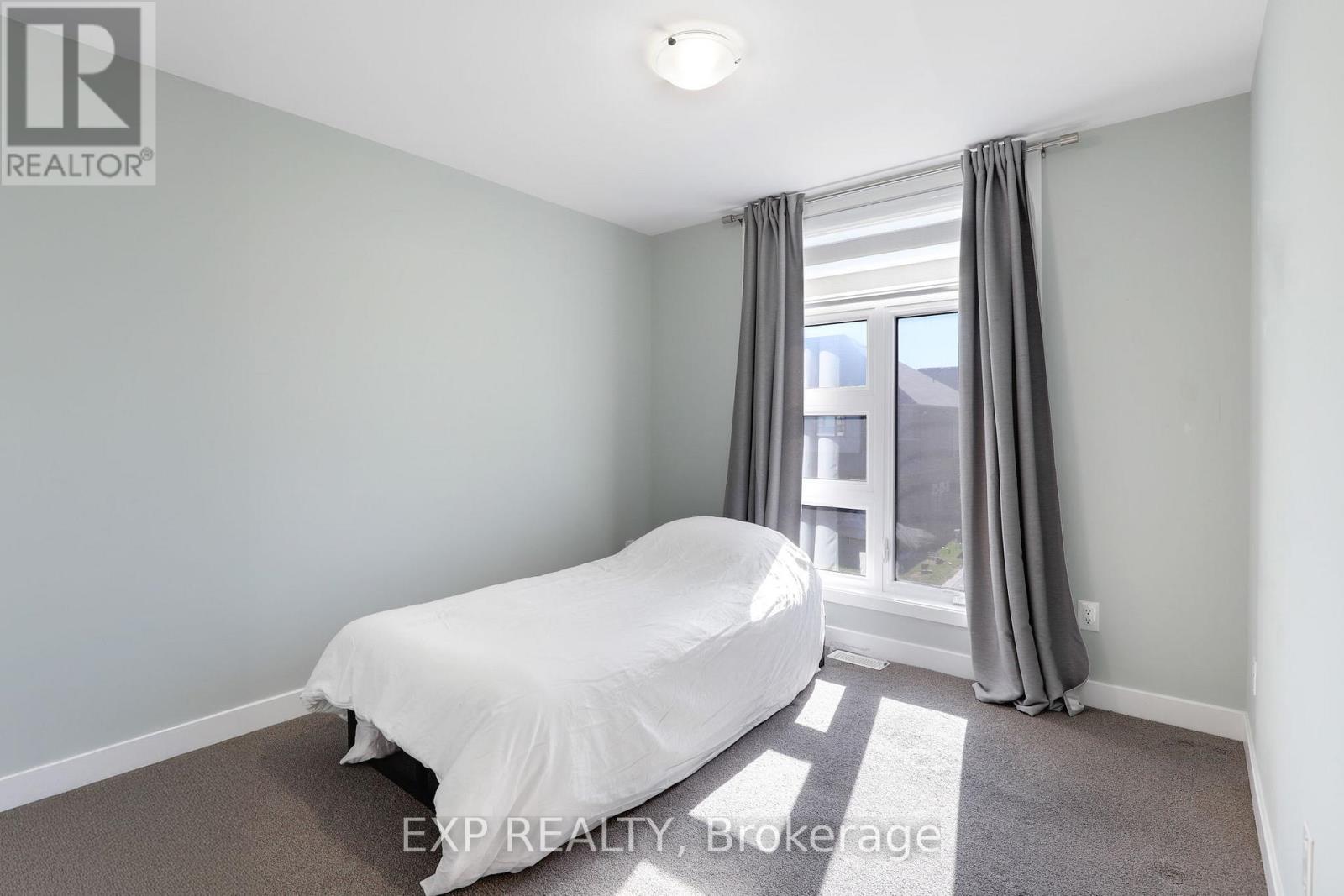 1053 Lunar Glow Crescent