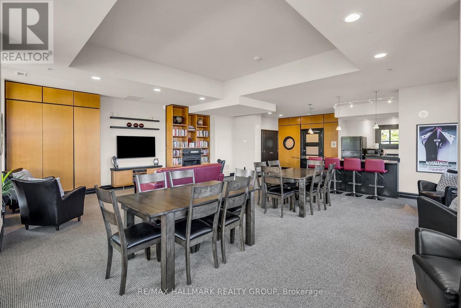 302 - 75 Cleary Avenue