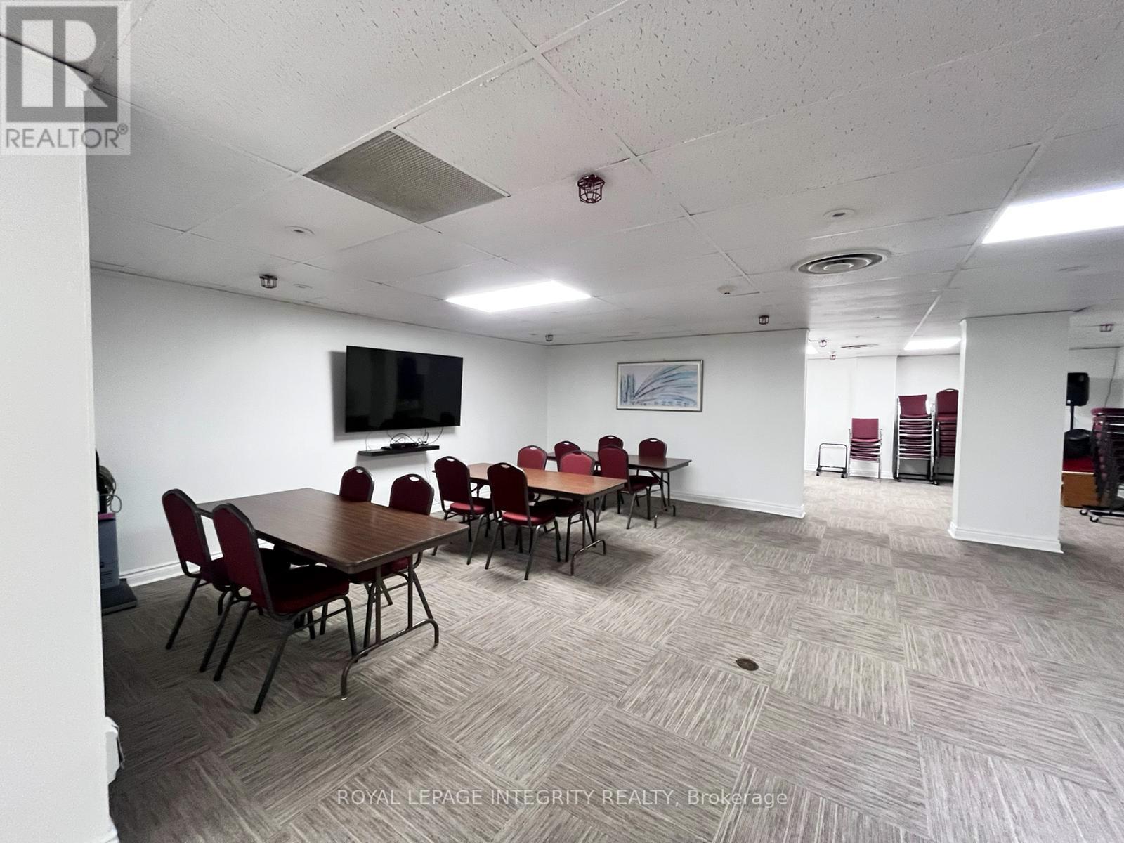 1008 - 555 Brittany Drive