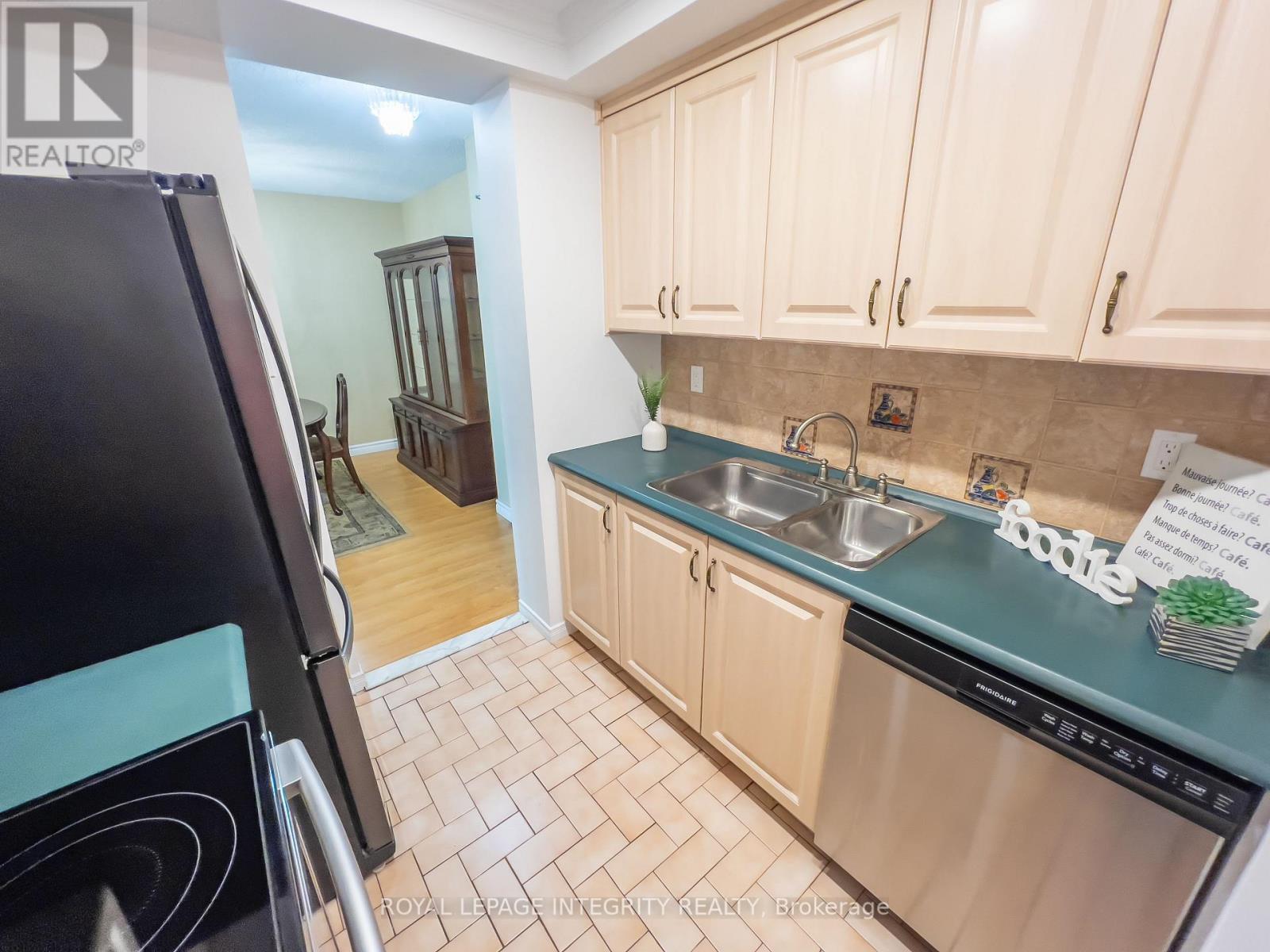 1008 - 555 Brittany Drive