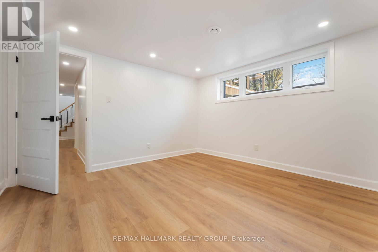 1796 Saunderson Drive