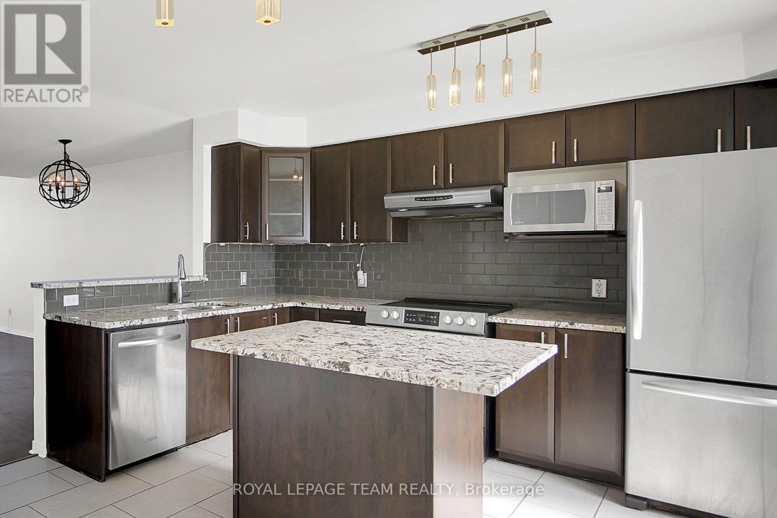 151 - 1512 Walkley Road S