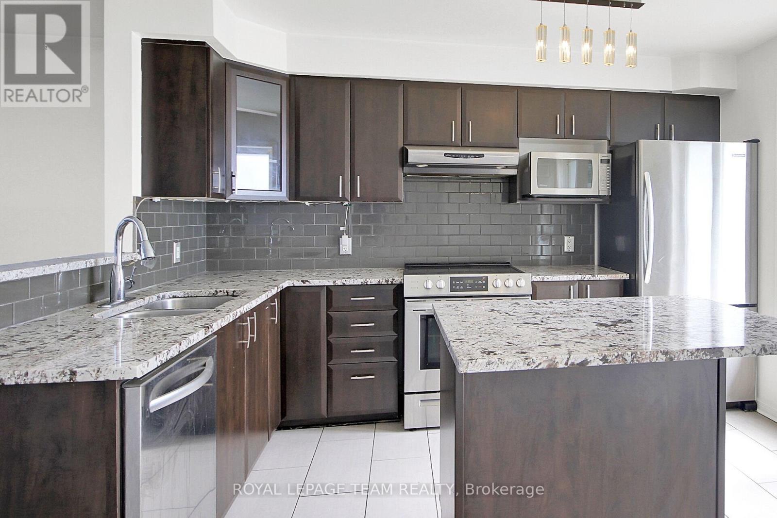 151 - 1512 Walkley Road S