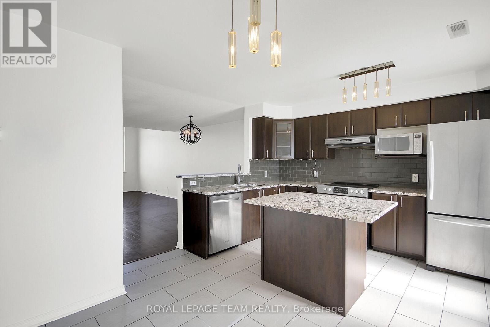 151 - 1512 Walkley Road S