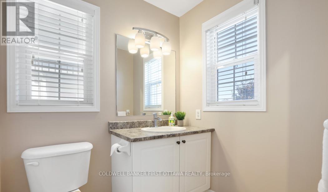 104 Streamside Crescent