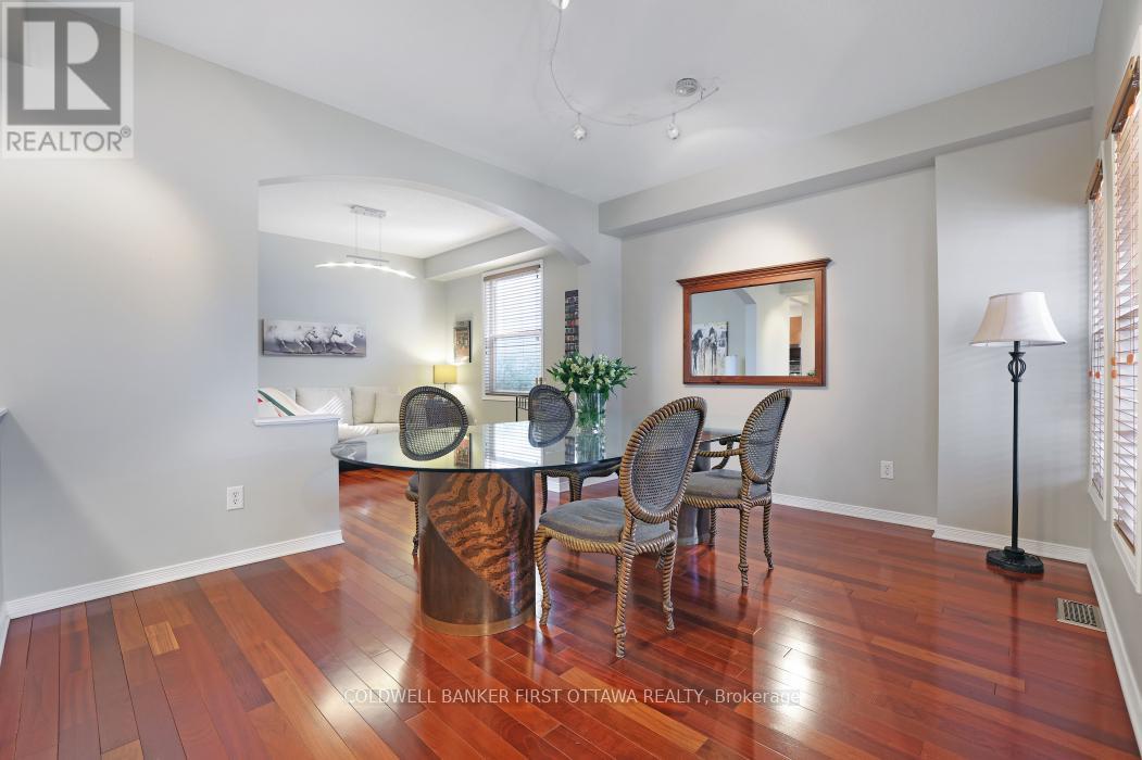 104 Streamside Crescent