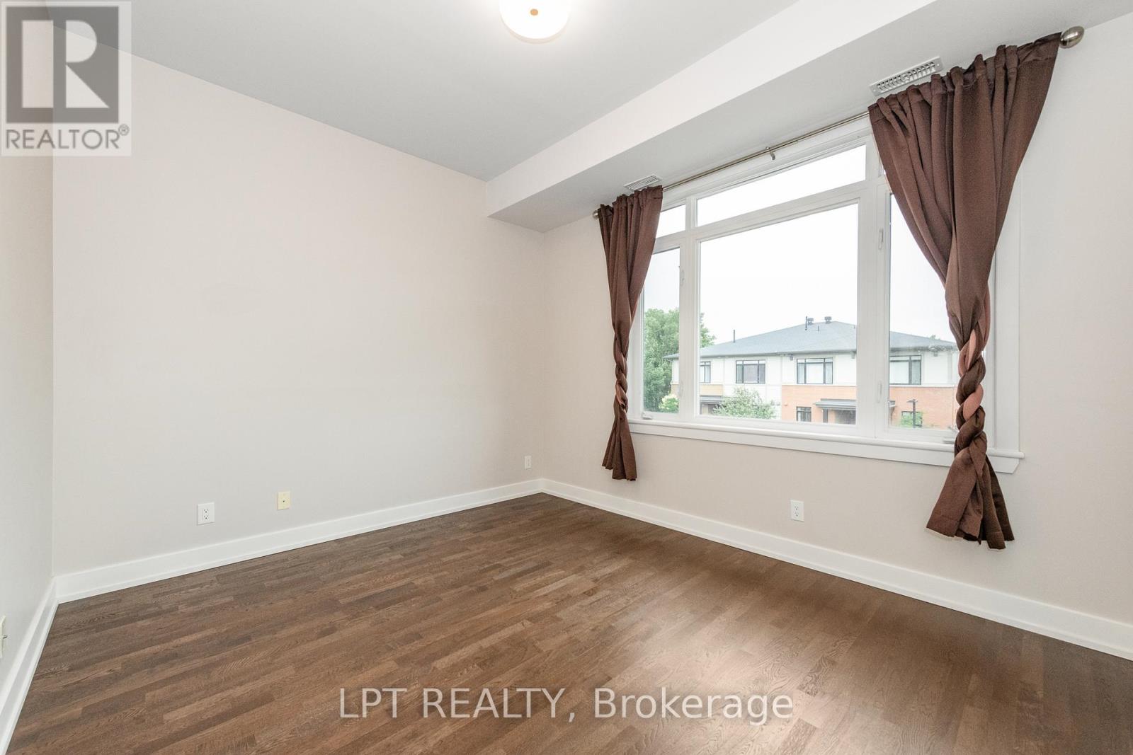 10 - 57 Bergeron Private