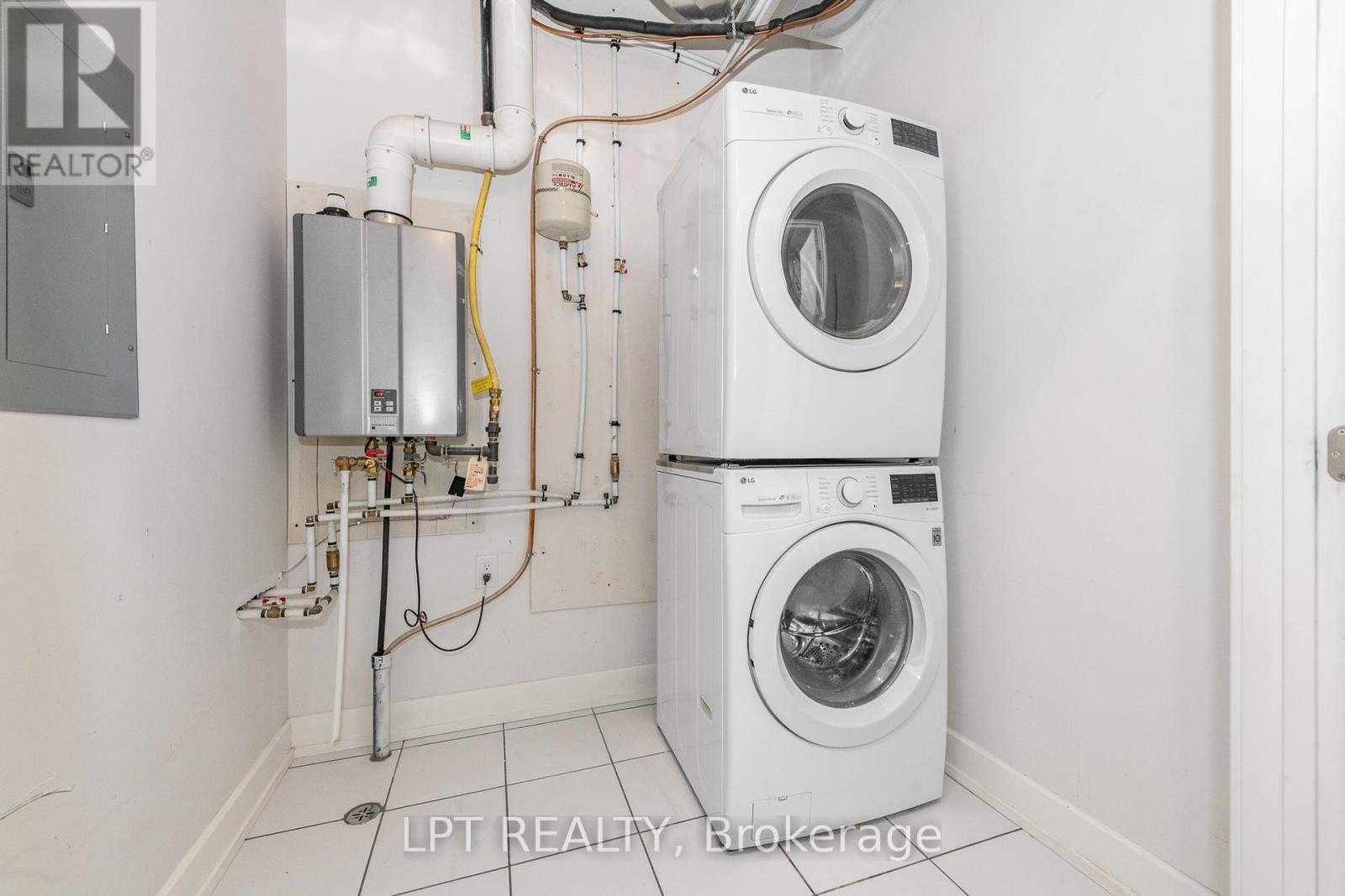 10 - 57 Bergeron Private