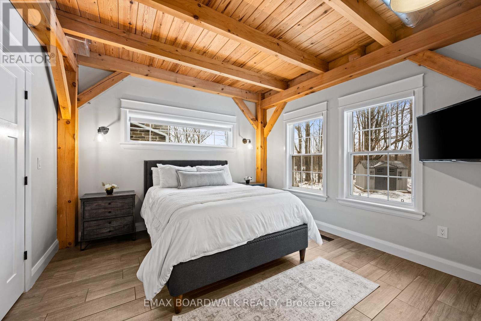 4701 4th Concession Road