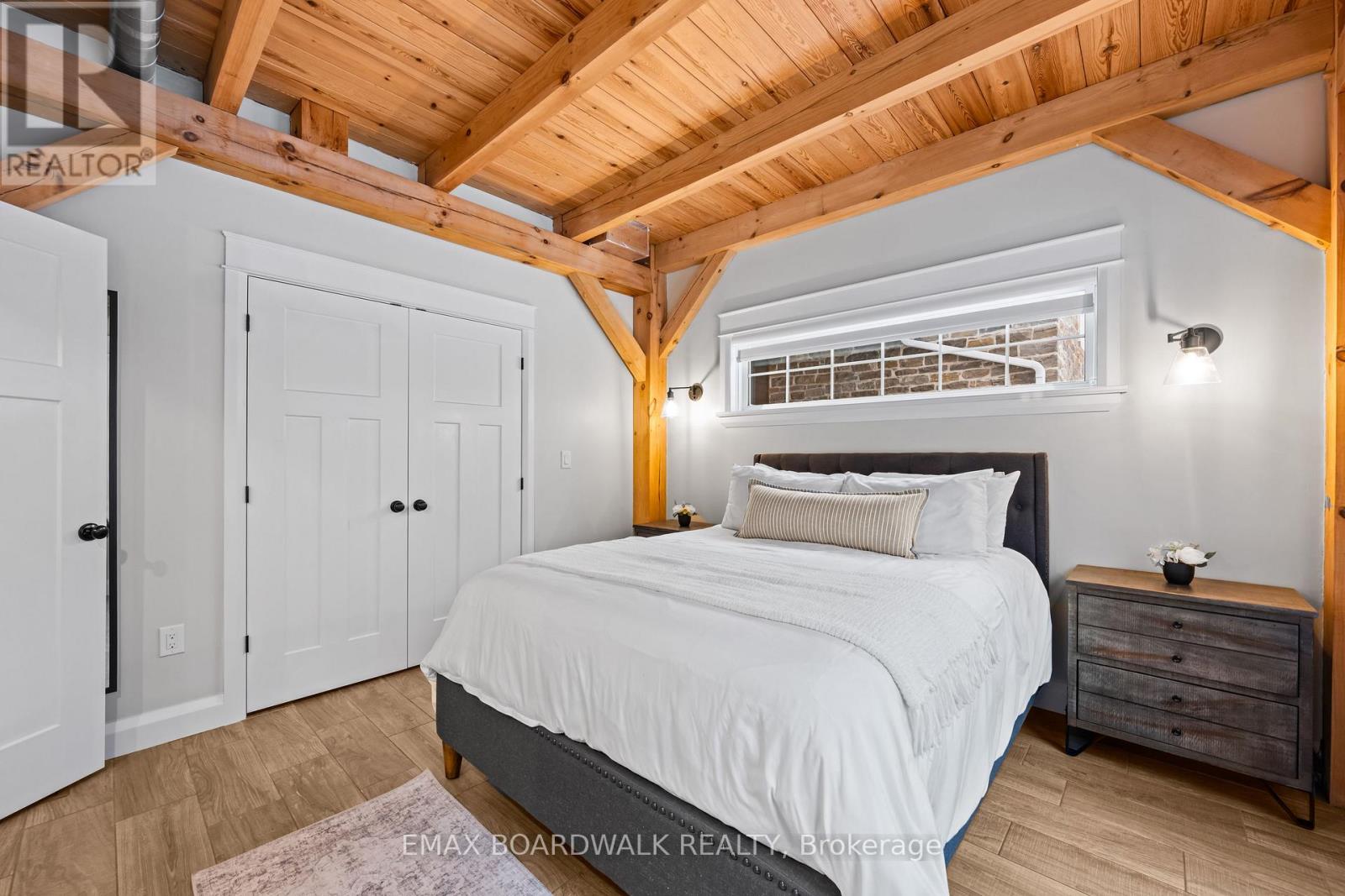 4701 4th Concession Road