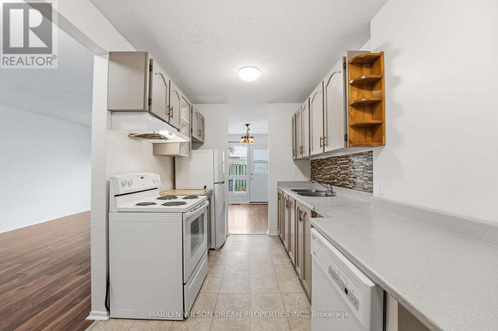 54 - 403 Miranda Private