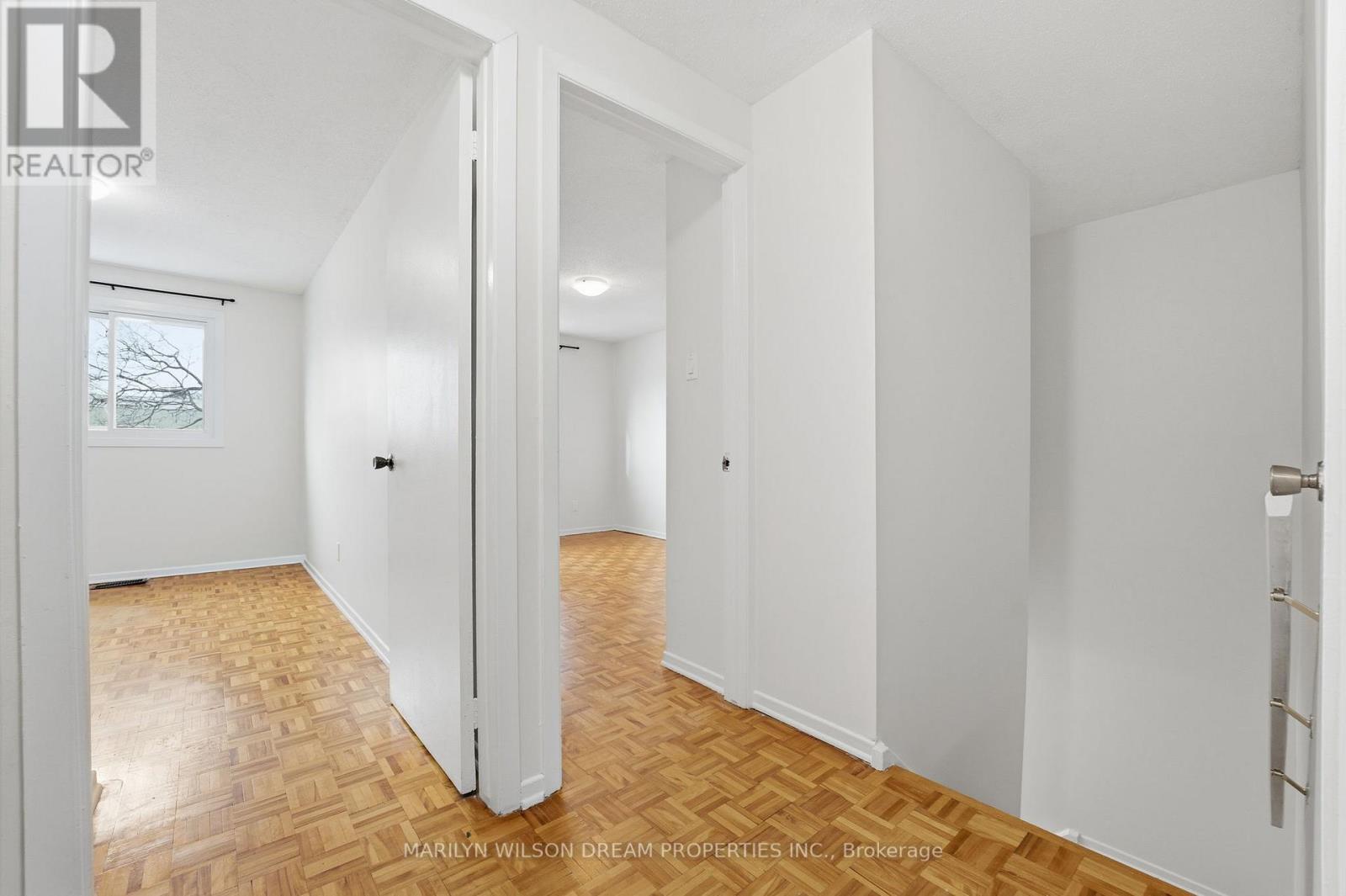 54 - 403 Miranda Private