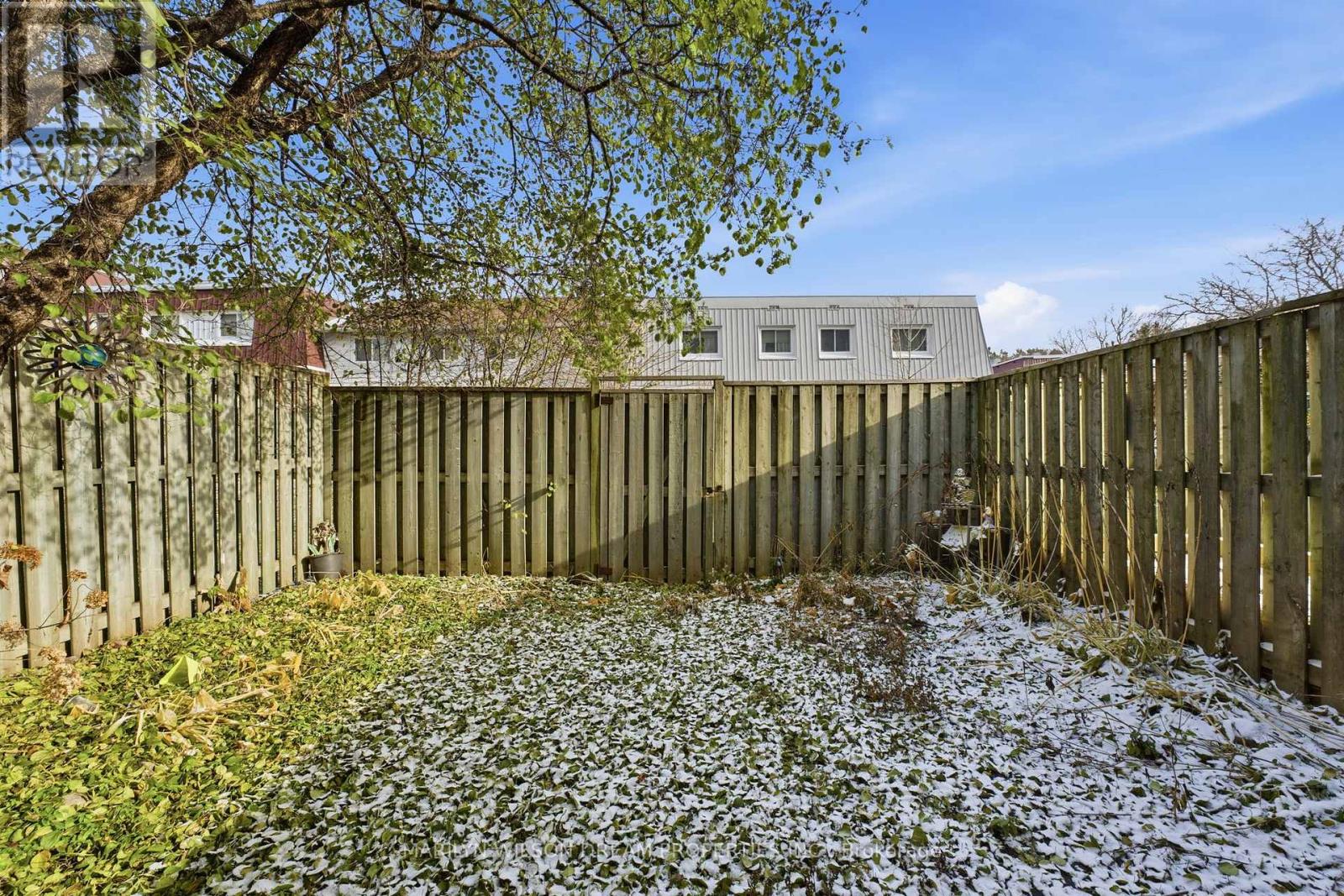 54 - 403 Miranda Private