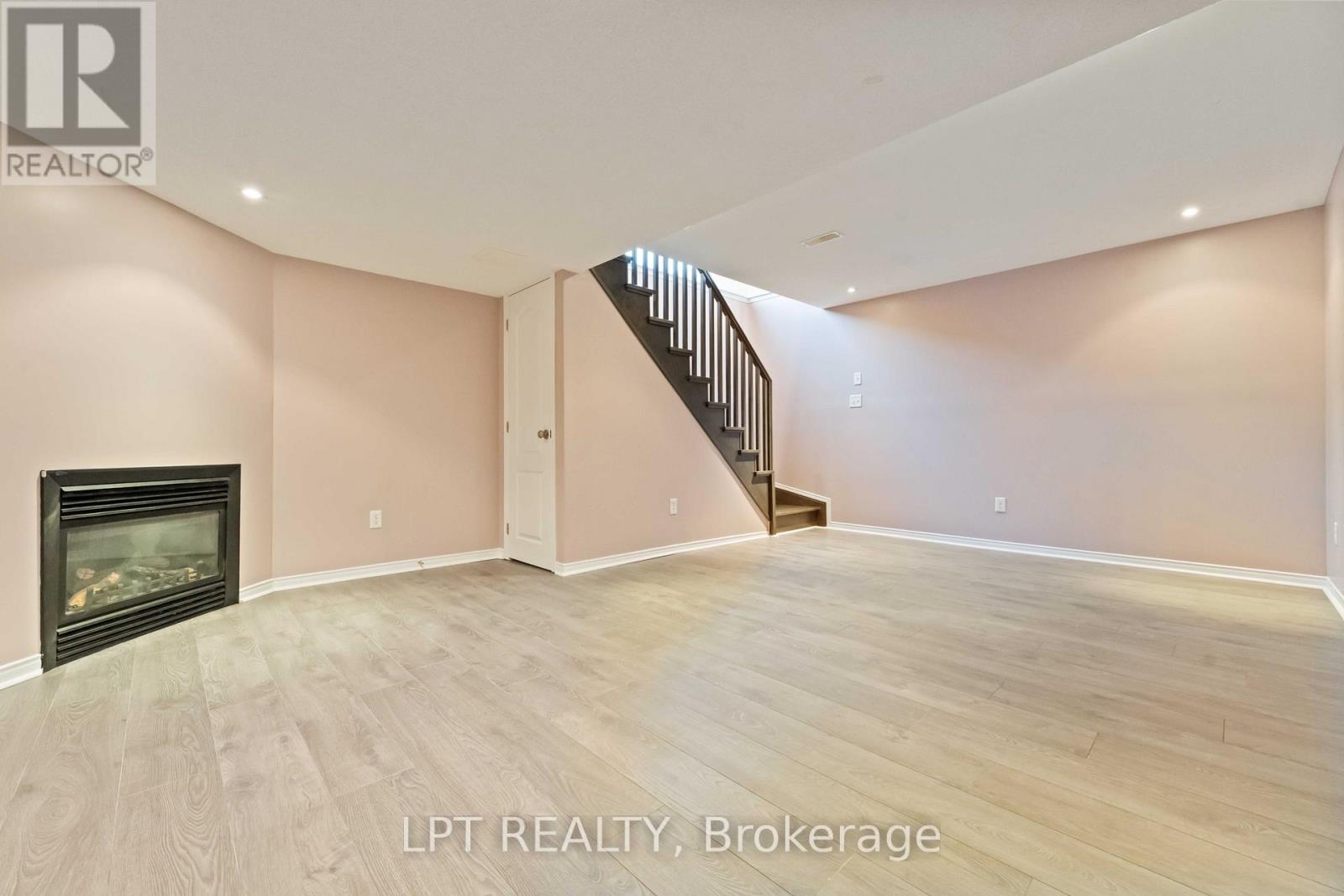 213 Idlewild Private