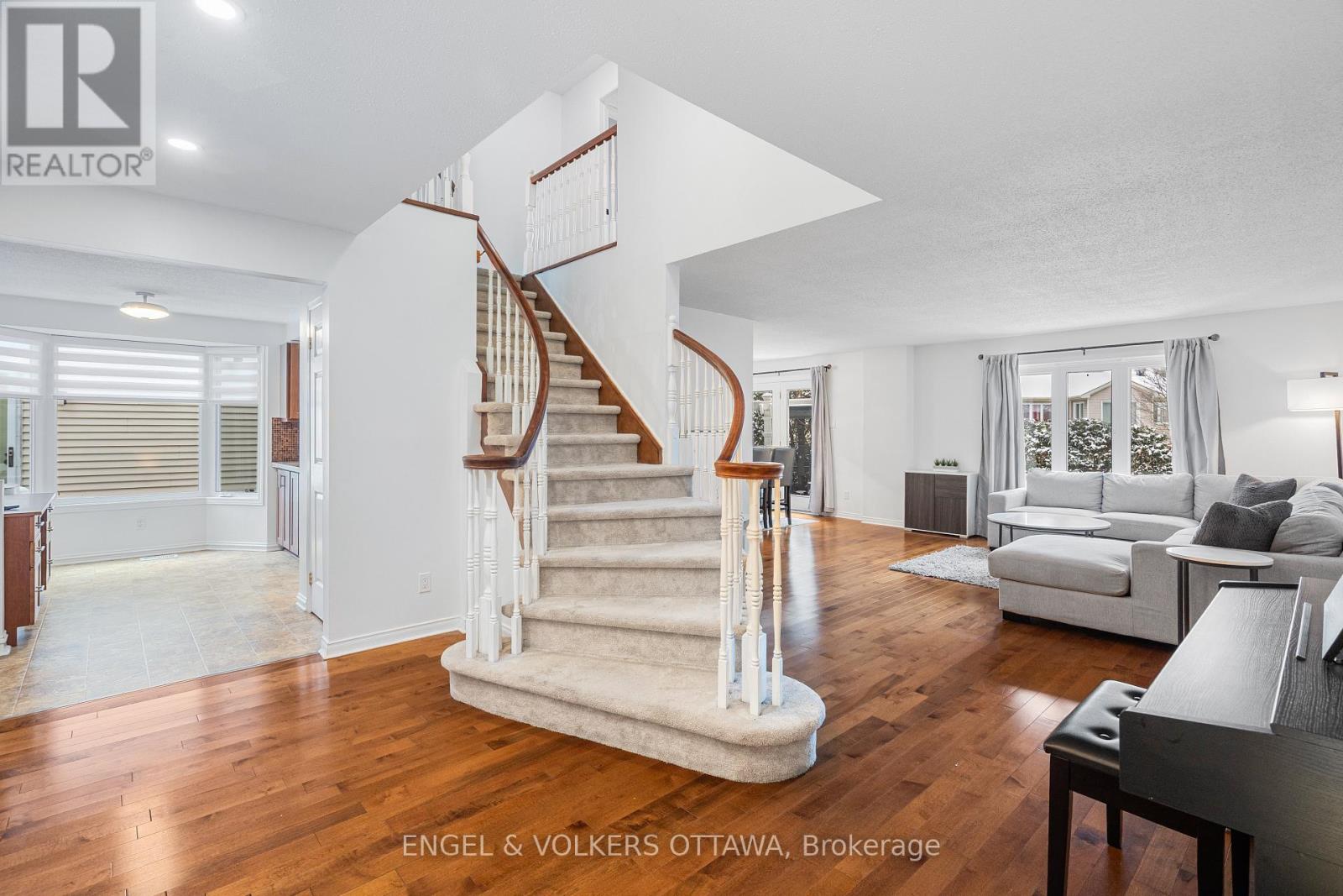 29 Valley Ridge Street