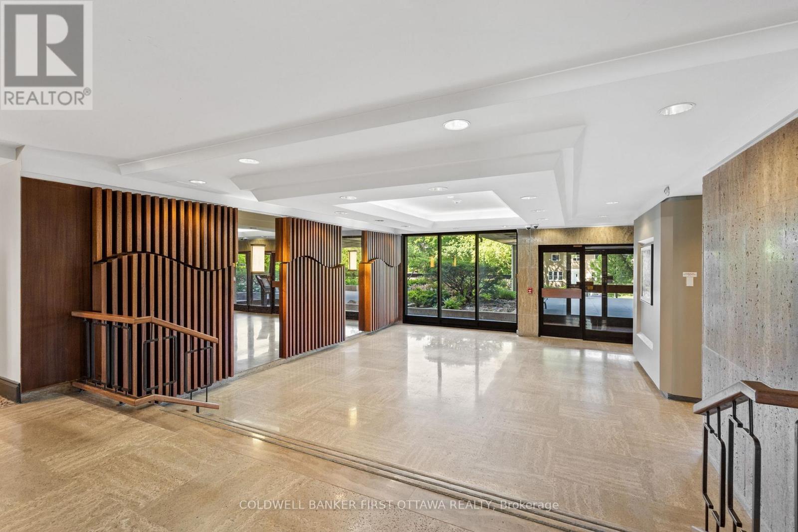 1706 - 265 Poulin Street