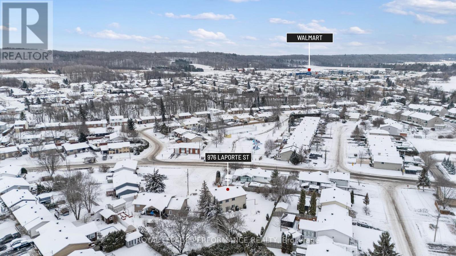 976 Laporte Street