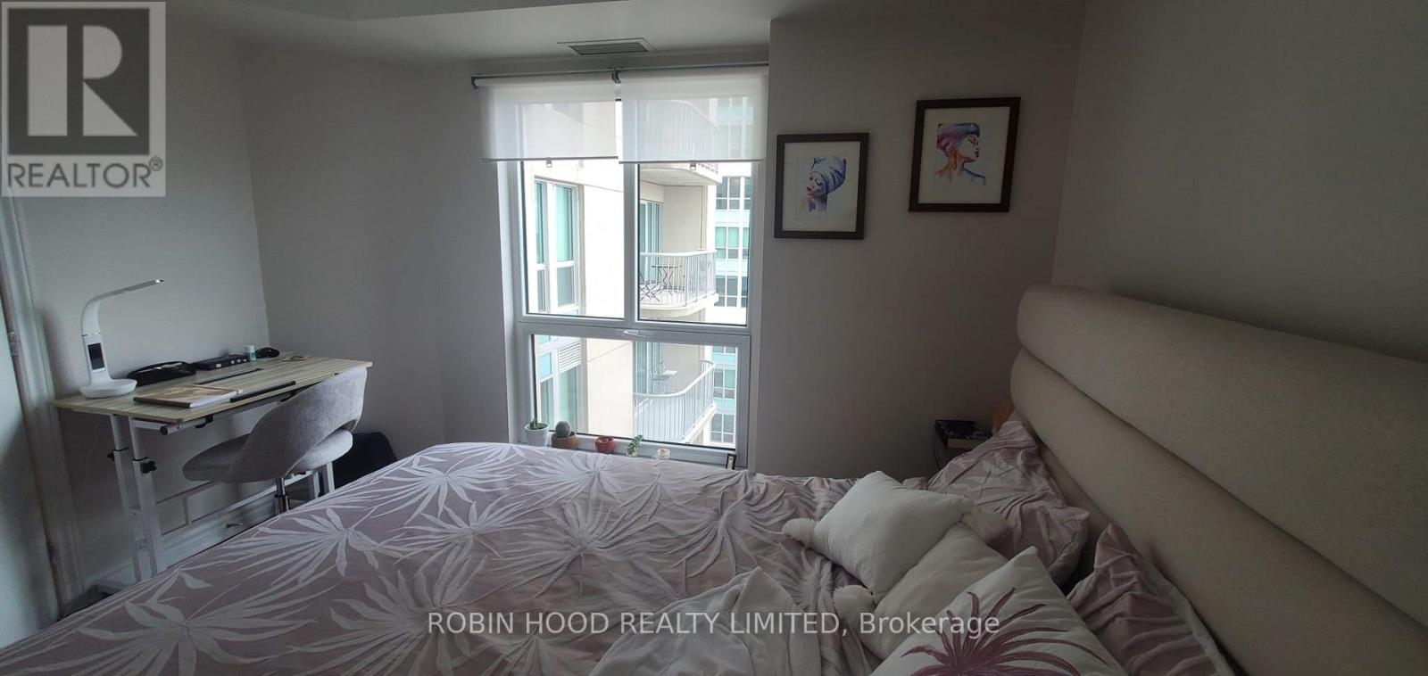 1610 - 200 Rideau Street