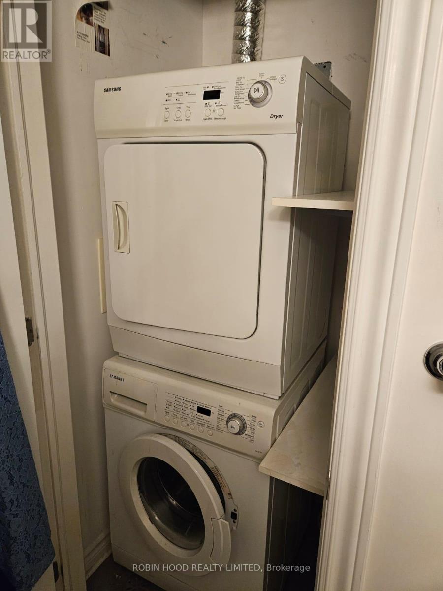 1610 - 200 Rideau Street