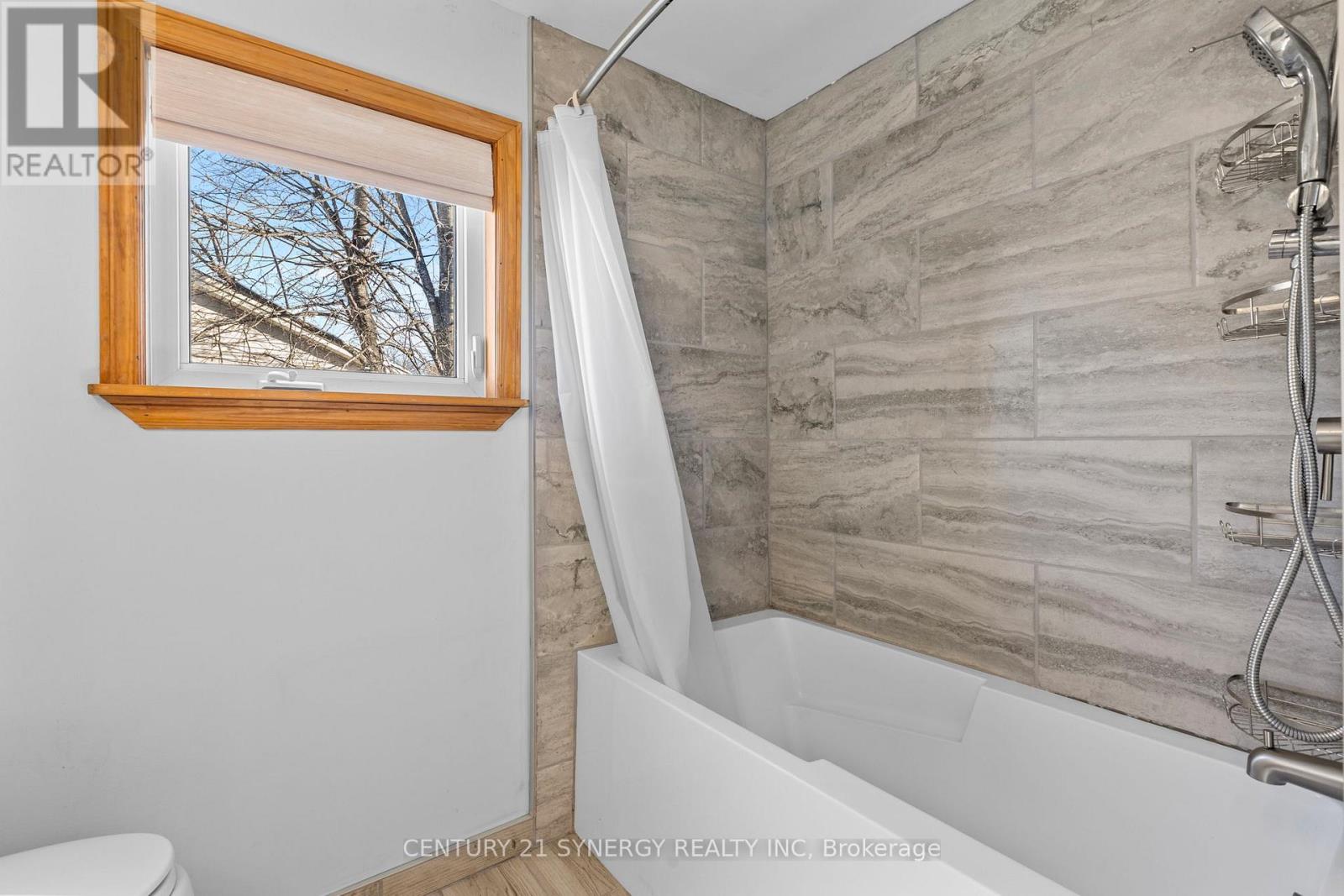 34 Rosegarden Crescent