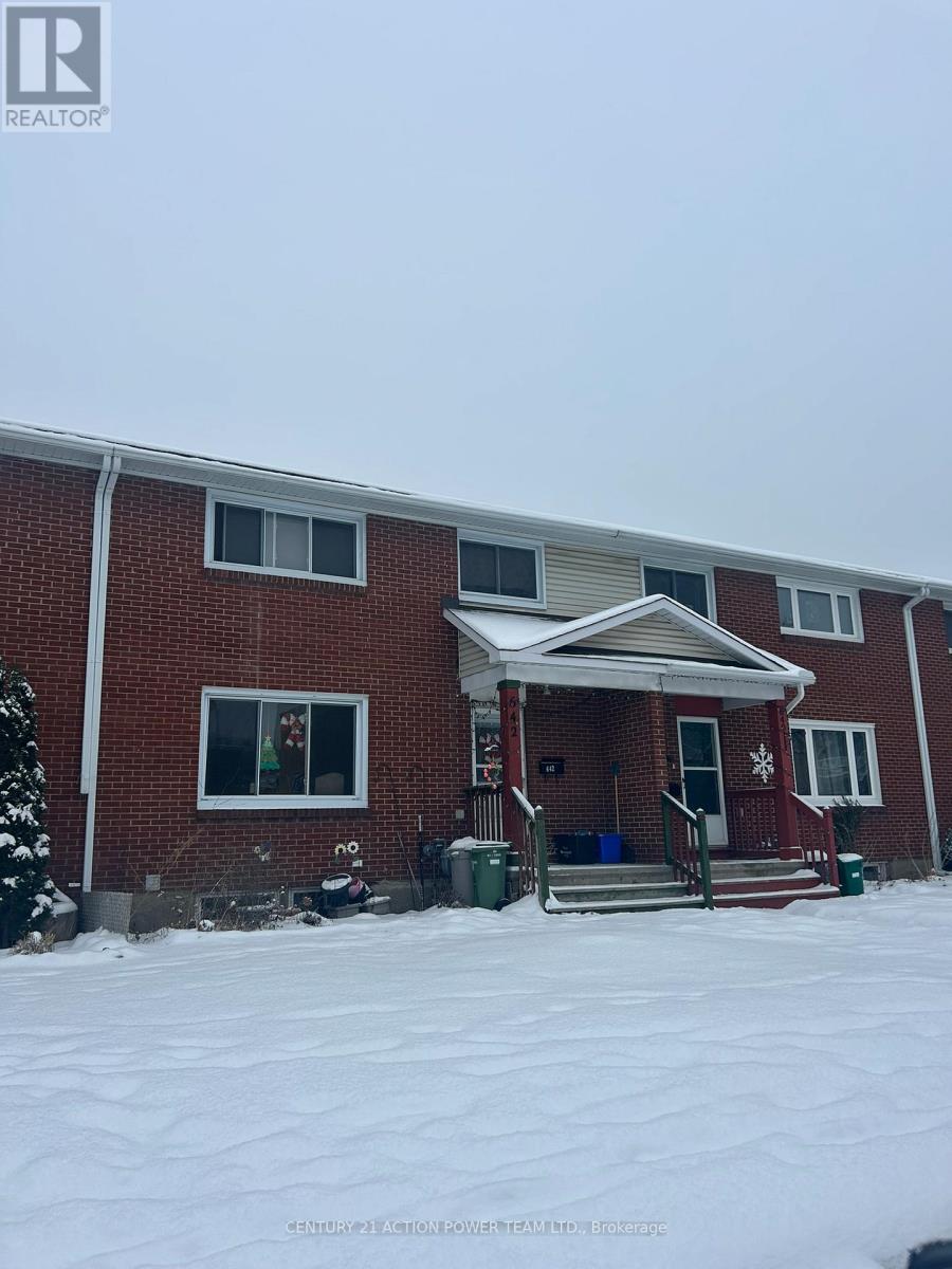 642 Borthwick Avenue