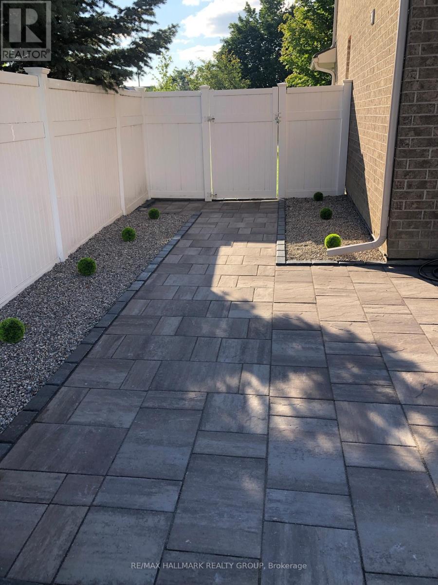 702 Mud Creek Crescent