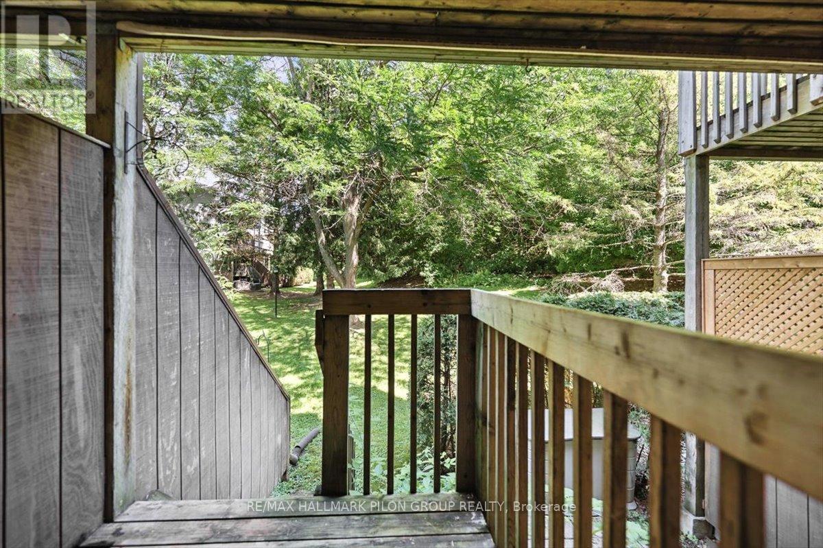 A - 6748 Jeanne D'arc Boulevard