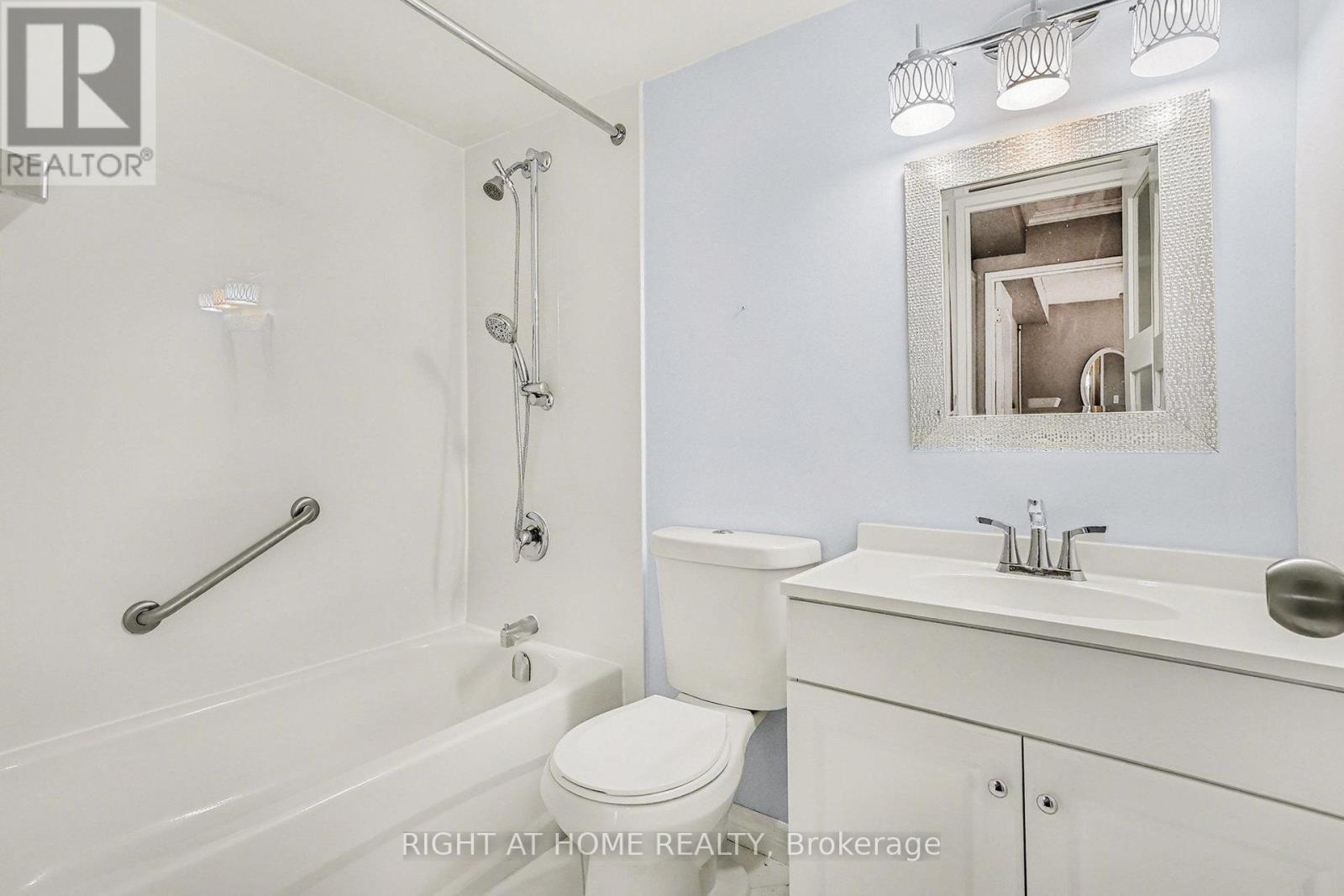 306 - 665 Bathgate Drive