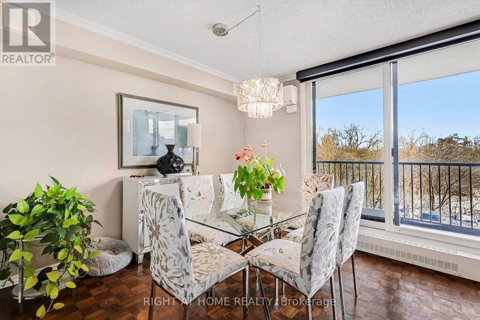 306 - 665 Bathgate Drive