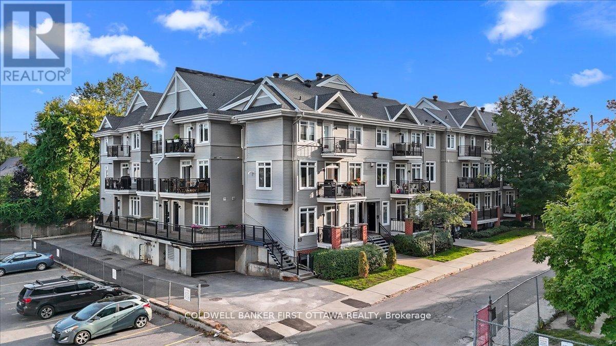 F - 414 Nepean Street