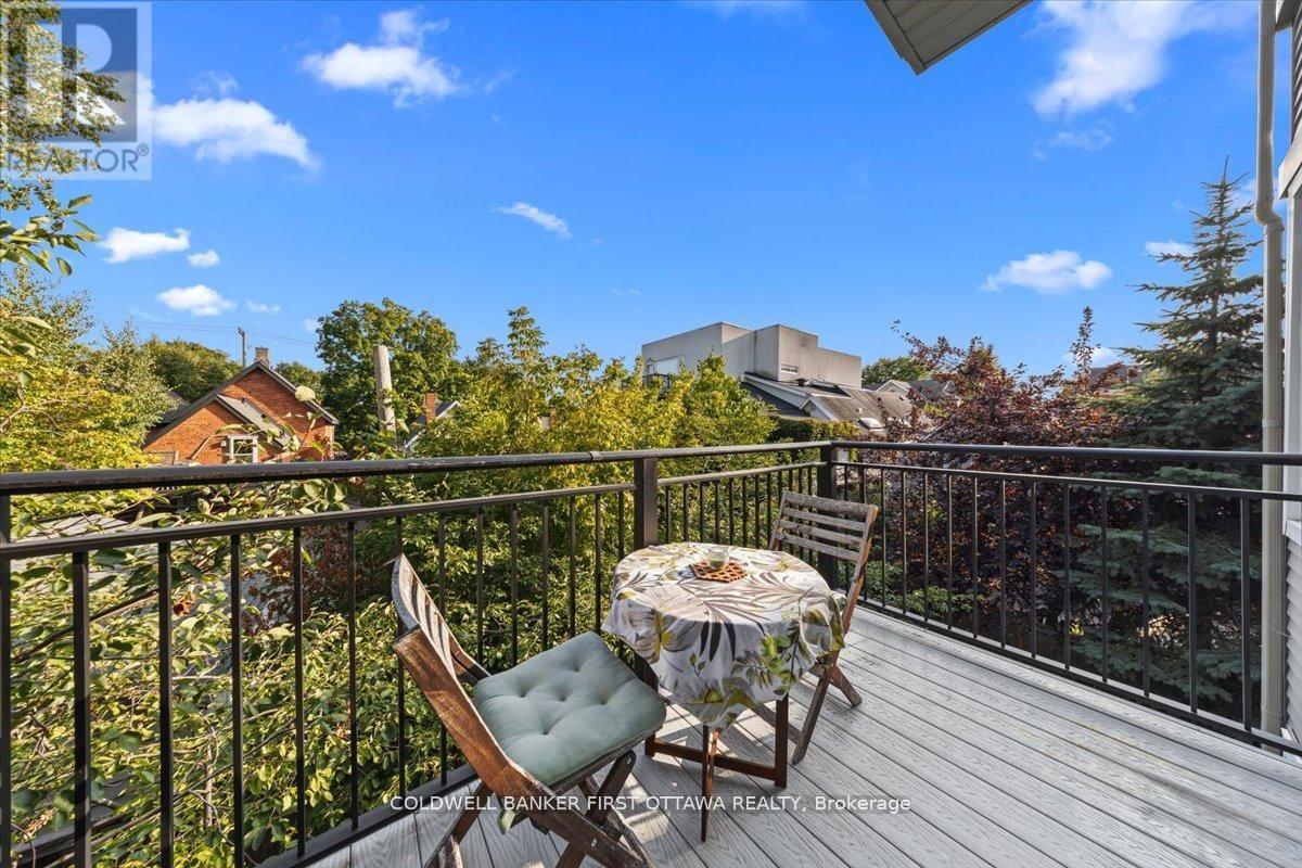 F - 414 Nepean Street