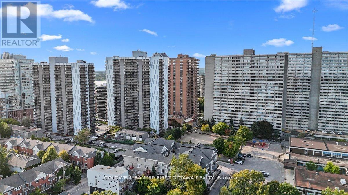 F - 414 Nepean Street