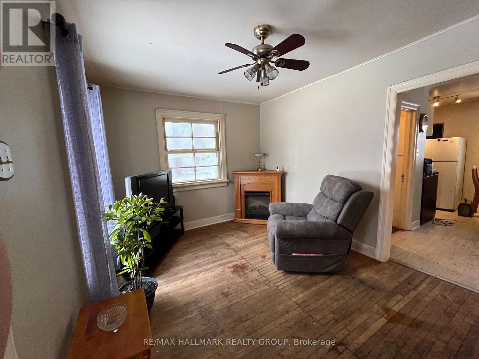 2821 Haughton Avenue