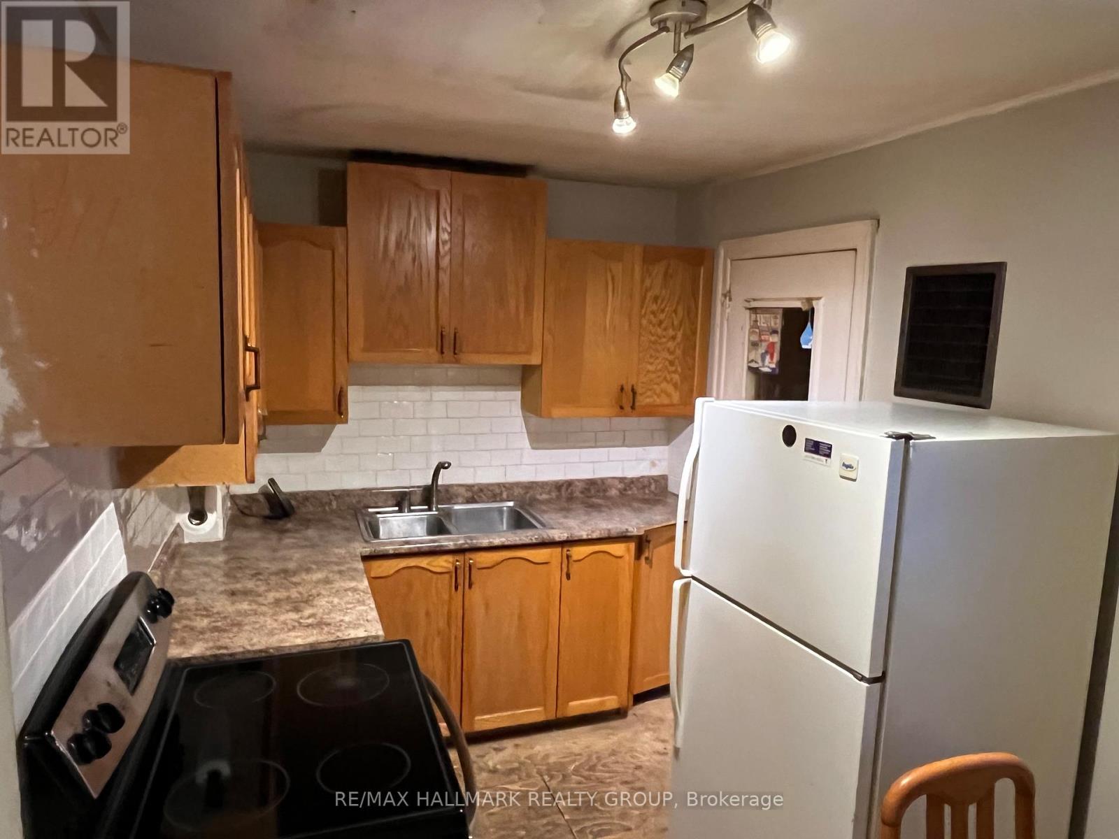 2821 Haughton Avenue