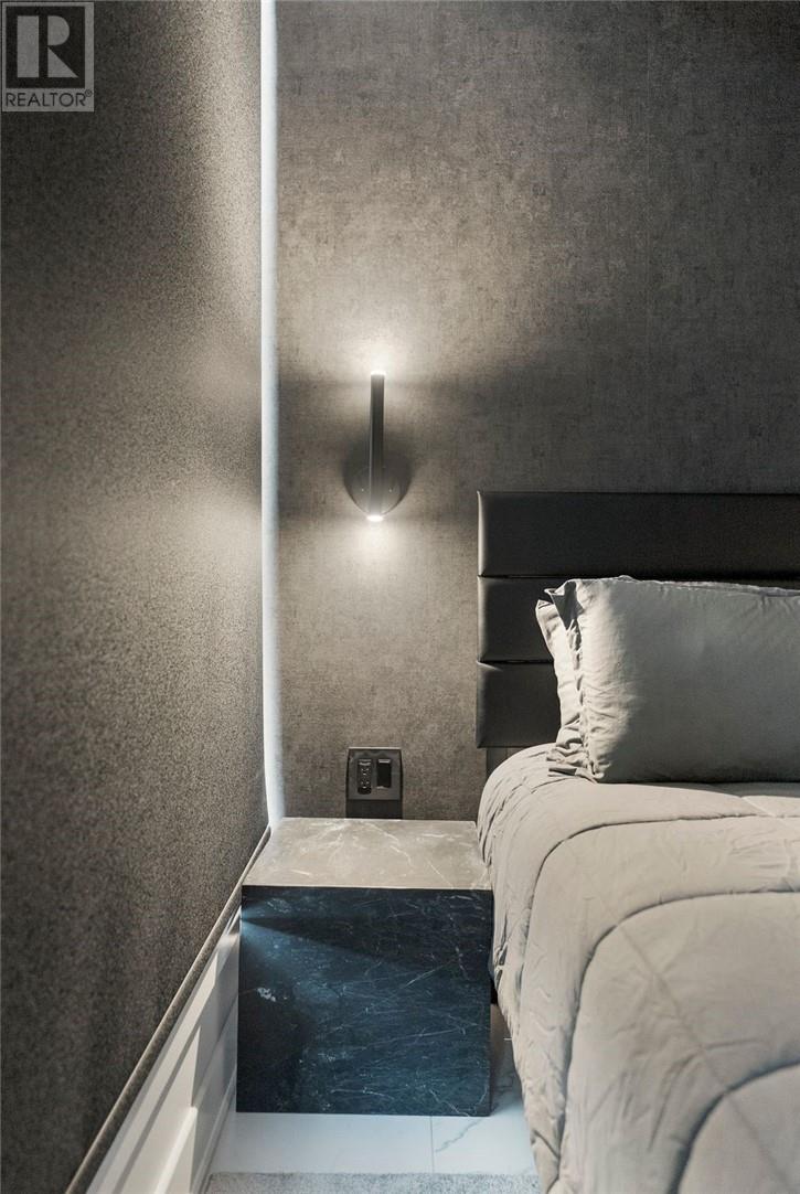 180 George Street Unit# Ph208