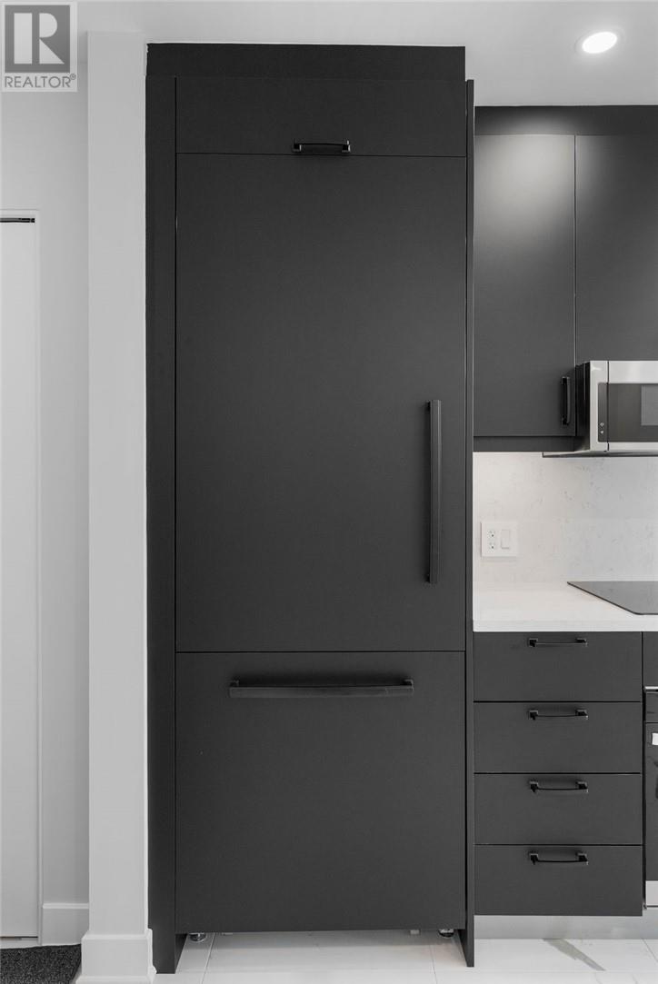 180 George Street Unit# Ph208