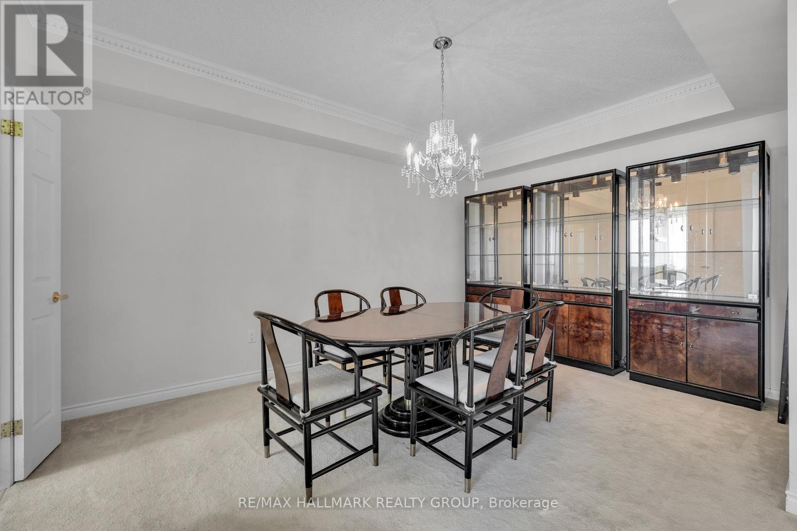 2204 - 1480 Riverside Drive