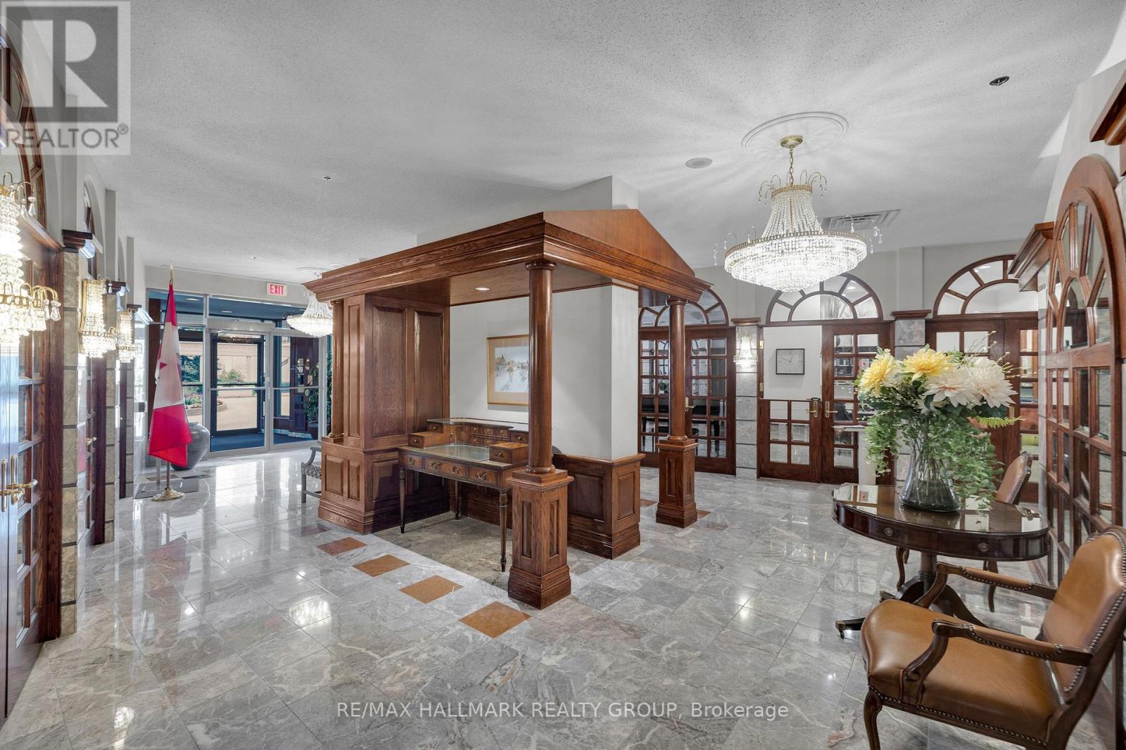 2204 - 1480 Riverside Drive