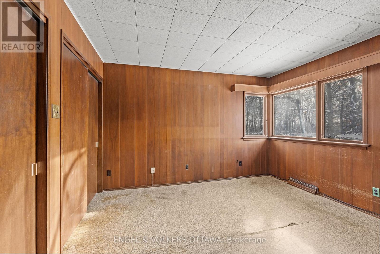 2626 Elmhurst Street