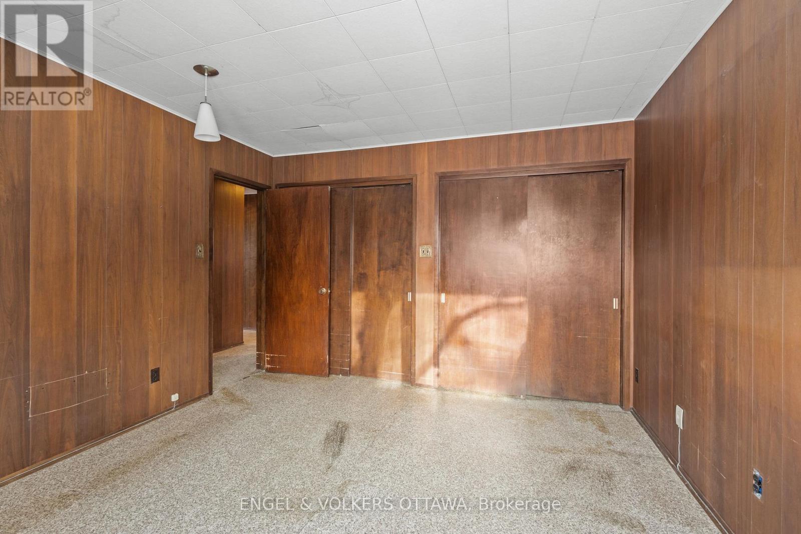 2626 Elmhurst Street